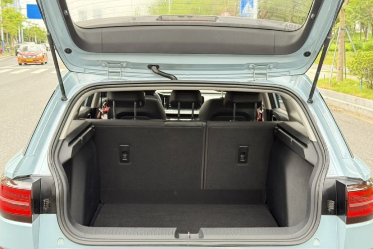 Used Baojun RC-5 2020 RC-5W 1.5T CVT Smart Shine Prestige Model
