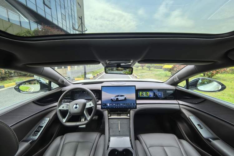 Used Denza Z9 2024 1100 km Four-Wheel Drive Max Version