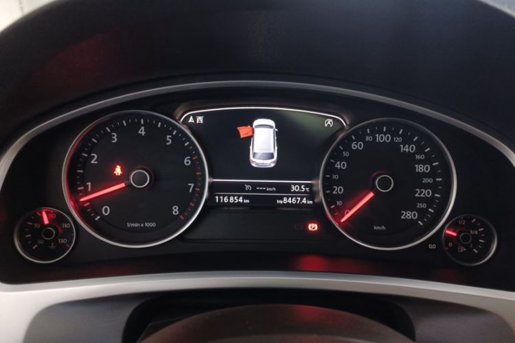 Used Volkswagen Touareg 2016 3.0 TSI High-End Version
