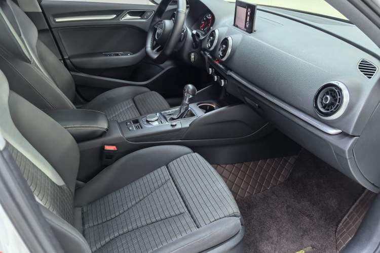 Used Audi A3 2019 Limousine 35 TFSI Sporty Version China VI
