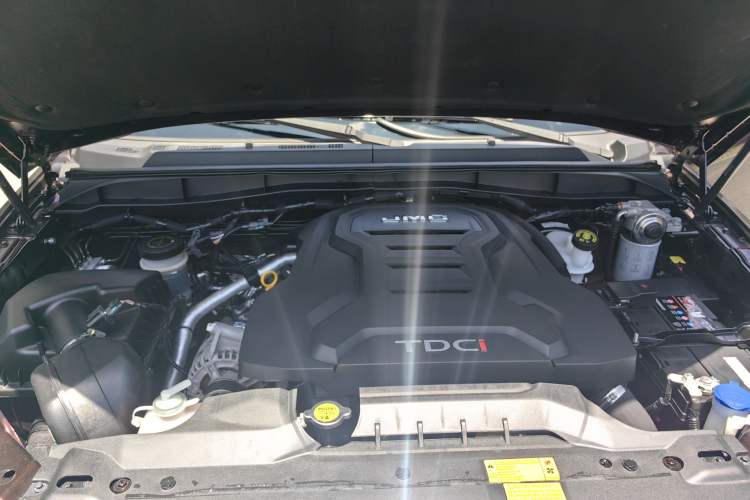 Used JMC Yuhu 7 2022 2.0T Automatic Diesel Two-Wheel Drive Comfort Version Standard Wheelbase
