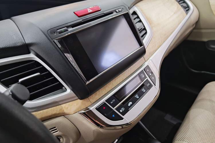 Used Honda Jade 2014 1.8L Automatic Comfort Elite Version 5 Seats