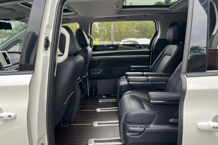 Used GAC Trumpchi M8 2021 Lingxiu Series 390T Deluxe Edition
