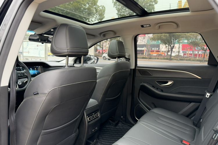 Used JETOUR X90 PLUS 2024 1.6TD DCT Villa PRO 7-Seater