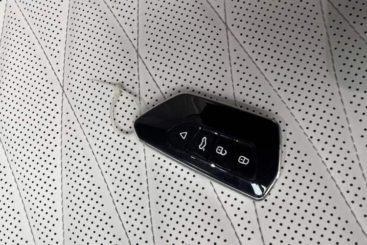 Used NETA L 2024 Extended-Range 310 Flash-Charge Edition