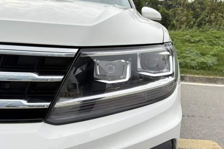 Used Volkswagen Tiguan L 2021 330TSI Automatic Two-Wheel Drive R-Line Enhanced Edition
