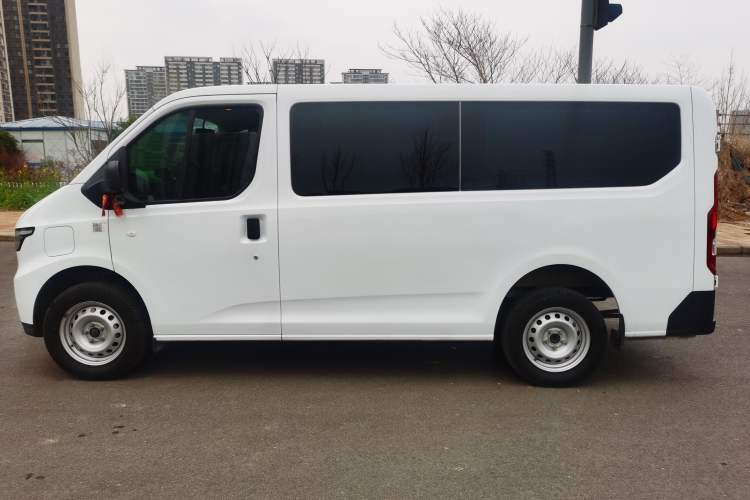 Used JMC E Fushun 2025 Model, Open Window Version, 41.86 kWh, Short Axle, Low-roof