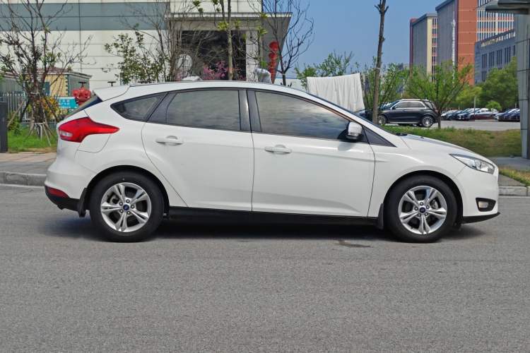 Used Ford Focus 2015 Hatchback 1.6L Automatic Comfort Model