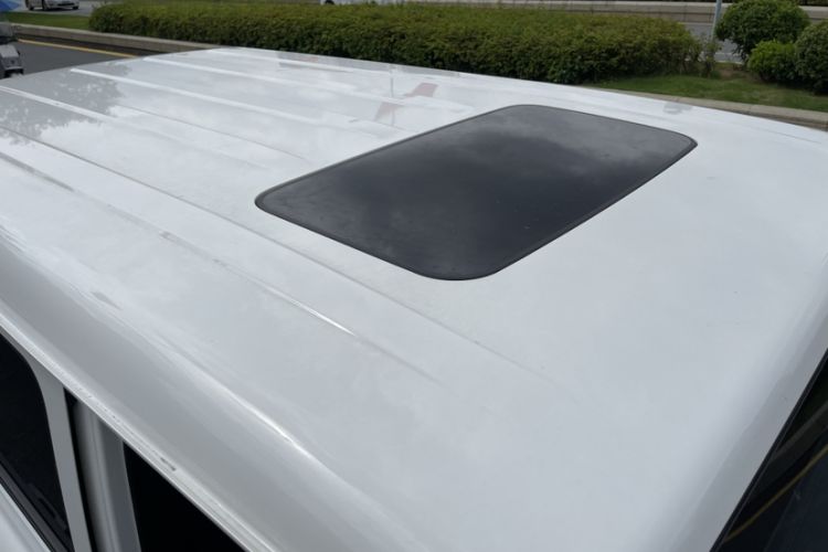 Used 212 T01 2024 2.0T Explorer
