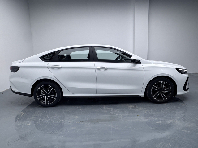 Geely Auto Binray 2024 Binrui COOL 1.5T DCT Longteng Edition — снимка 18