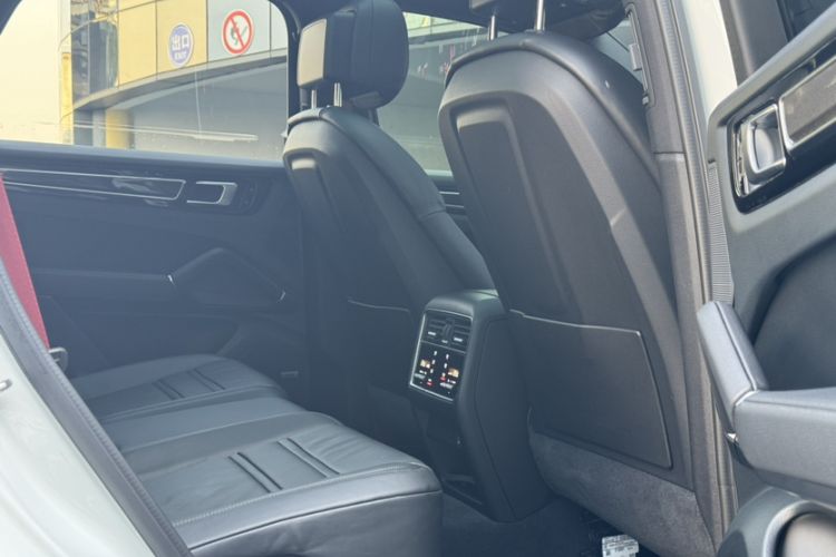 Used Porsche Cayenne 2018 Cayenne S 2.9T
