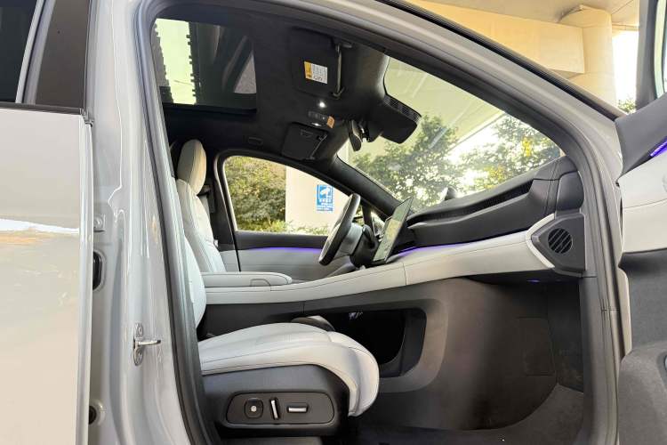 Used Nio ES6 2024 75 kWh