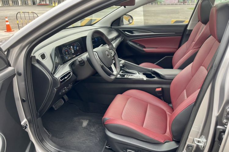 Used CHANGAN Eado 2020 PLUS Blue Whale NE 1.4T GDI DCT Flagship Model
