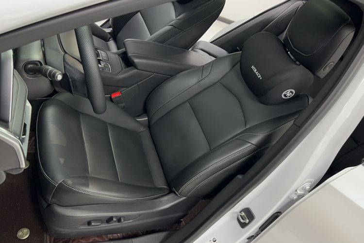 Used Cadillac XT4 2024 28T Two-Wheel-Drive Luxury Version
