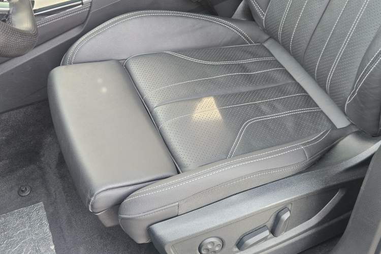 Used Audi Q5L 2022 40T Fashionable and Dynamic Model