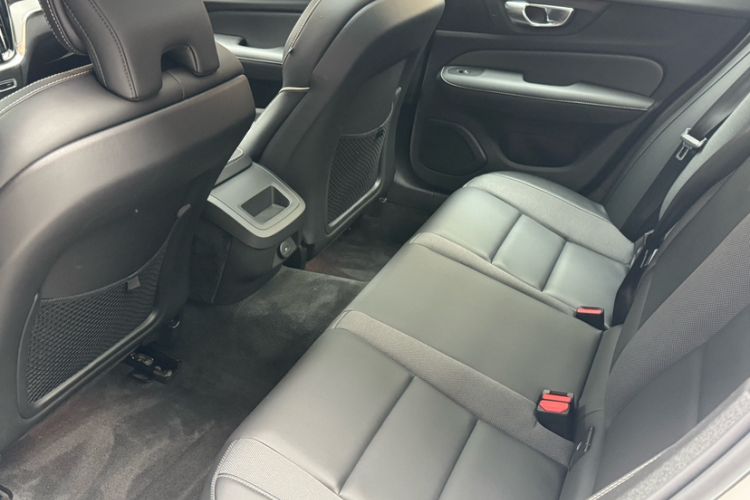 Used Volvo S60 2025 B5 Zhiya Sport Edition
