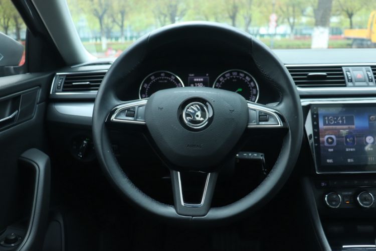 Used Skoda Superb 2016 TSI280 DSG Innovation Edition