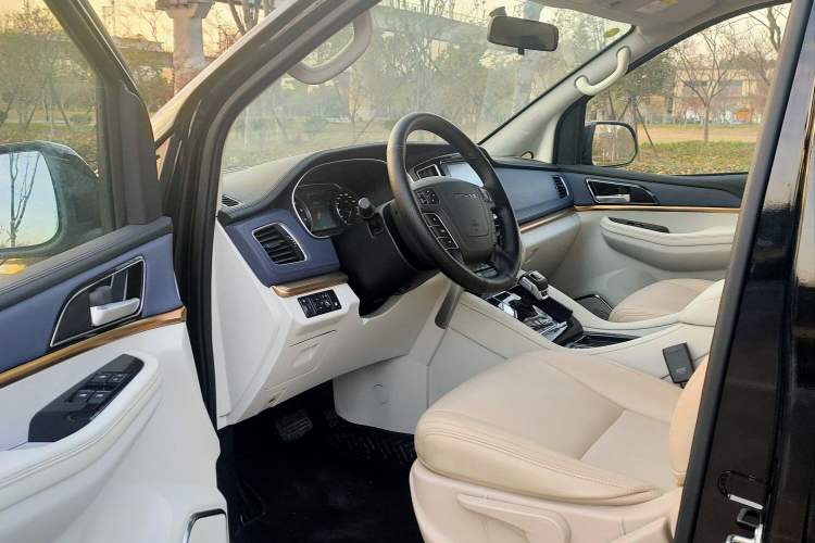 Used FORTHING M7 2022 Lingjue Model 2.0T Automatic Marquis Edition