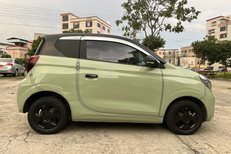 Used Roewe Clever 2021 302 km New Four-Seater Super-Efficient Version