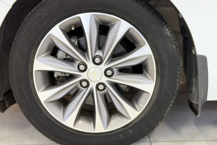 Used Chevrolet Monza 2020 320 Automatic Enjoyment Edition Exterior 1