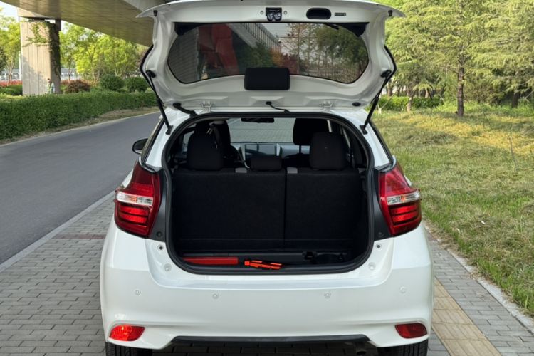 Used Toyota YARiS L Zhi Xuan 2020 1.5L CVT Leading Edition
