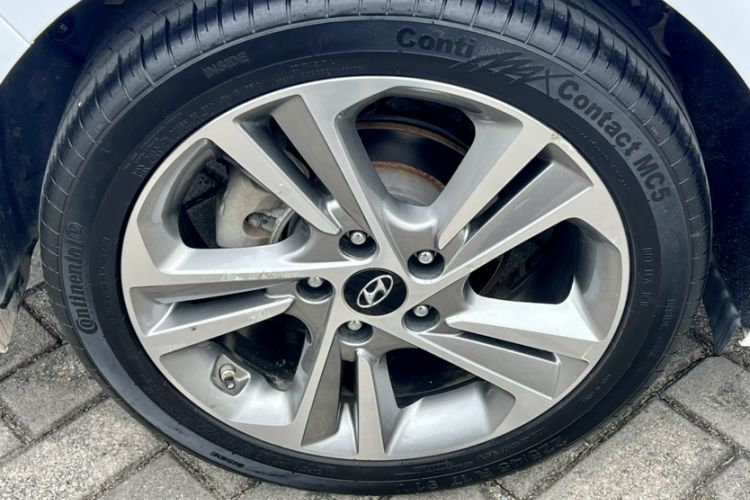 Used Hyundai Elantra (6th Generation / Lingdong) 2016 1.6L Automatic ZhiXuan – Elite Version
