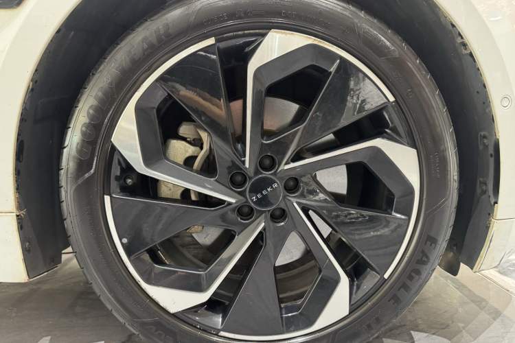Used Zeekr 001 2022 Long-Range Dual-Motor WE Edition