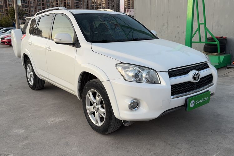 Used Toyota RAV4 2012 Luxurious Edition 2.0L Automatic All-Wheel Drive