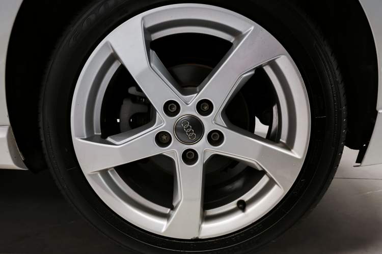 Used Audi A3 2019 Sportback 35 TFSI Fashion Edition China VI Emission Standard Exterior 9