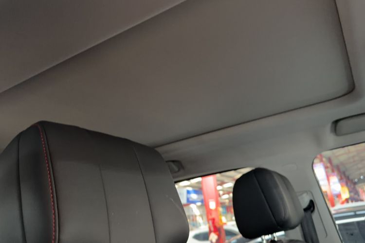 Used JETOUR Traveler 2023 2.0T All-Wheel-Drive CrossPRO Headliner