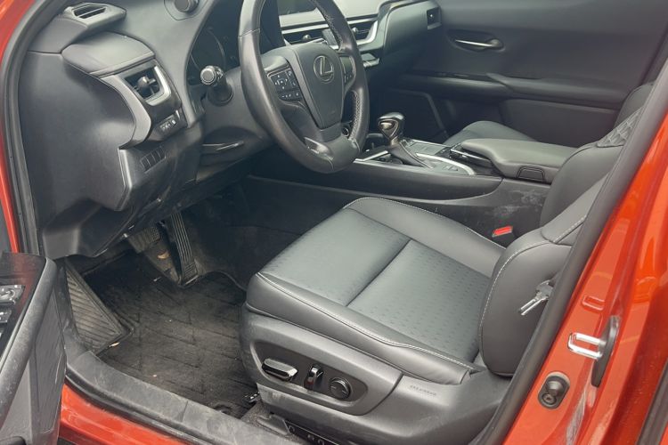 Used Lexus UX 2020 260h Explore-Cool Edition