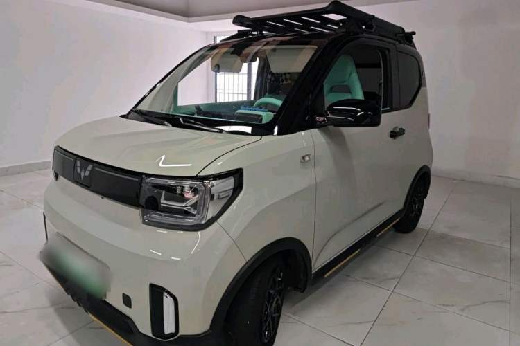 Used Wuling Hongguang MINIEV 2022 GAMEBOY 300km Enthusiast Model with Lithium Iron Phosphate