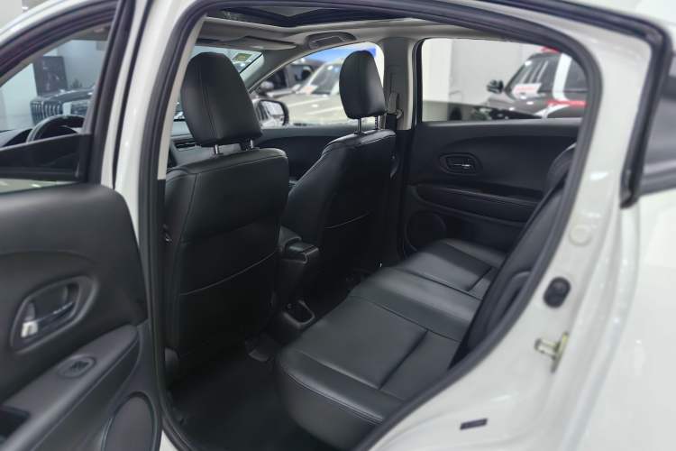 Used Honda Vezel 2022 1.5L CVT Elite Smart Edition