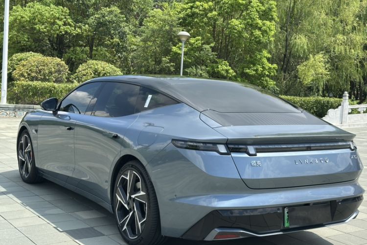 Used Lynk & Co Z10 2025 95 kWh 702 km All-Wheel Drive Intelligent Driving Ultra
