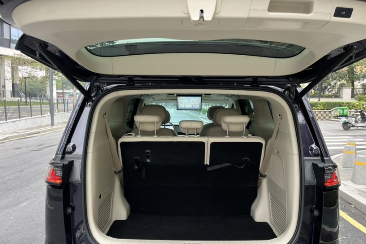 Used VOYAH Dream 2024 PHEV Ultra-Long Range Flagship Edition