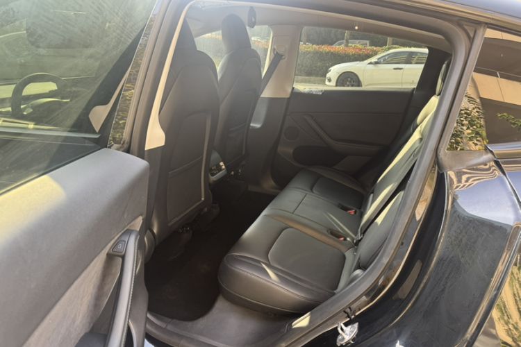 Used Tesla Model Y 2021 Standard Range Rear-Wheel Drive Version