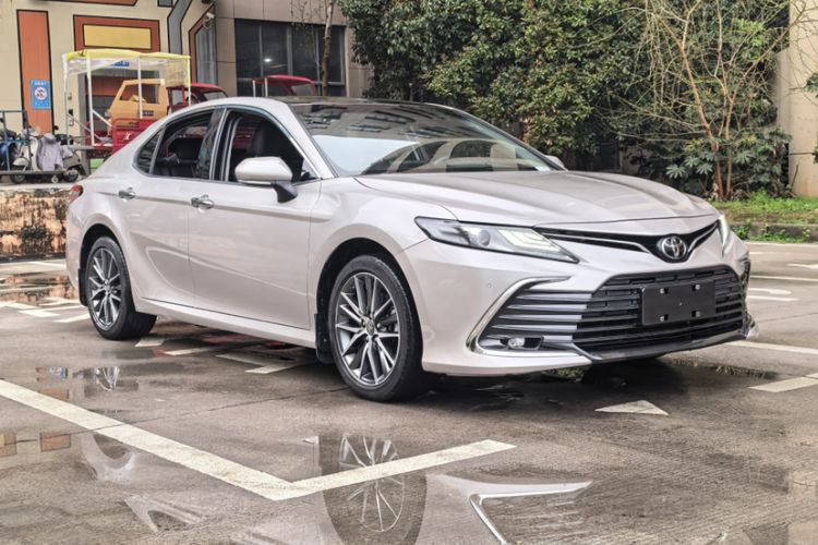 Used Toyota Camry 2021 2.5G Luxury Edition Exterior 5