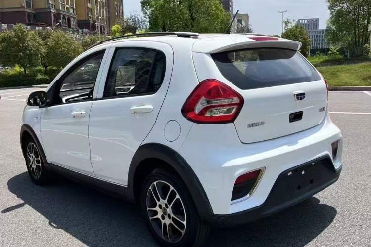 Used Geely Auto Vision X1 2017 1.3L Manual Frenzy Edition