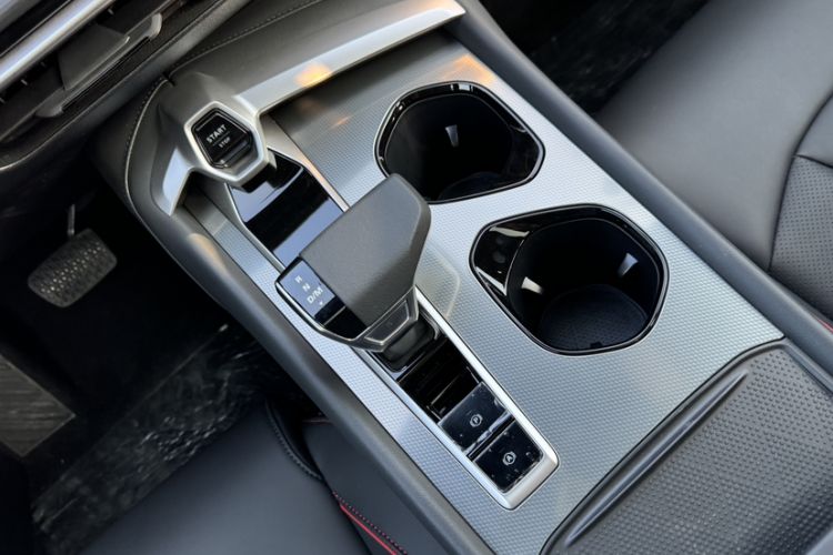 Used MG 7 2025 1.5T 300 DCT Luxury Edition