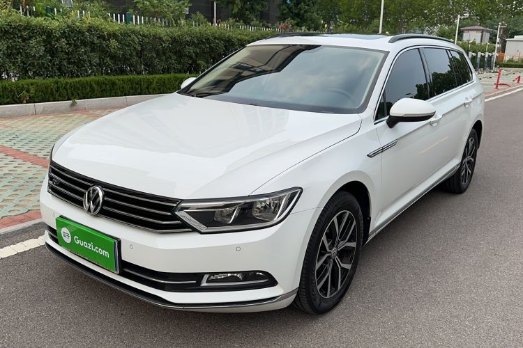 Used Volkswagen Variant 2018 380TSI Two-Wheel Drive Comfort Edition
