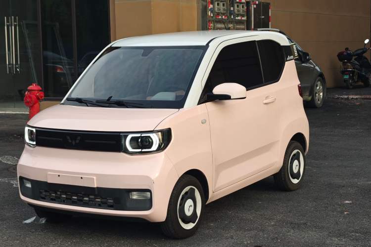 Used Wuling Hongguang MINIEV 2022 Macaron Premium Model – Lithium Ternary Battery