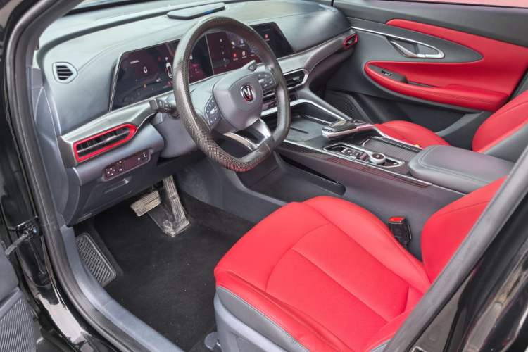 Used Changan UNI-T 2020 1.5T Prestige Version