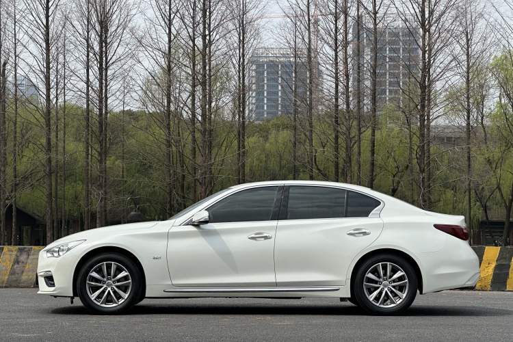 Used Infiniti Q50L 2018 2.0T Comfort Edition China VI Standard Exterior 4