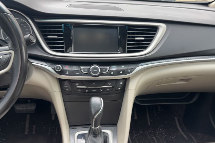 Used Buick GT 2019 15T Dual-Clutch Connected Elite Model China VI
