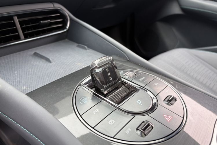 Used BYD Seal 06GT 2025 Intelligent Driving Version 505 Wave Edition Gear Lever