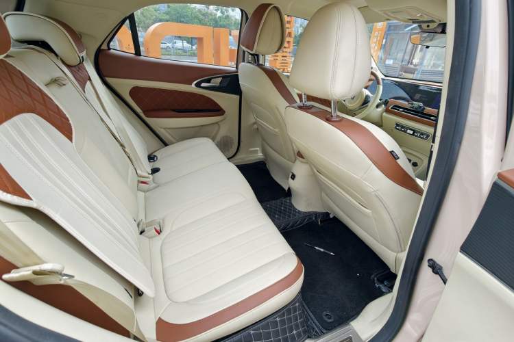 Used ORA Good Cat 2021 400km Standard Range Athena Edition Lithium Iron Phosphate