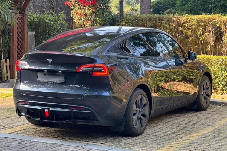 Used Tesla Model Y 2024 Rear-Wheel-Drive Version
