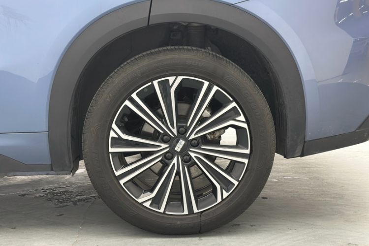 Used Geely Galaxy Galaxy Xingjian 7 EM-i 2025 120km Flagship Edition
