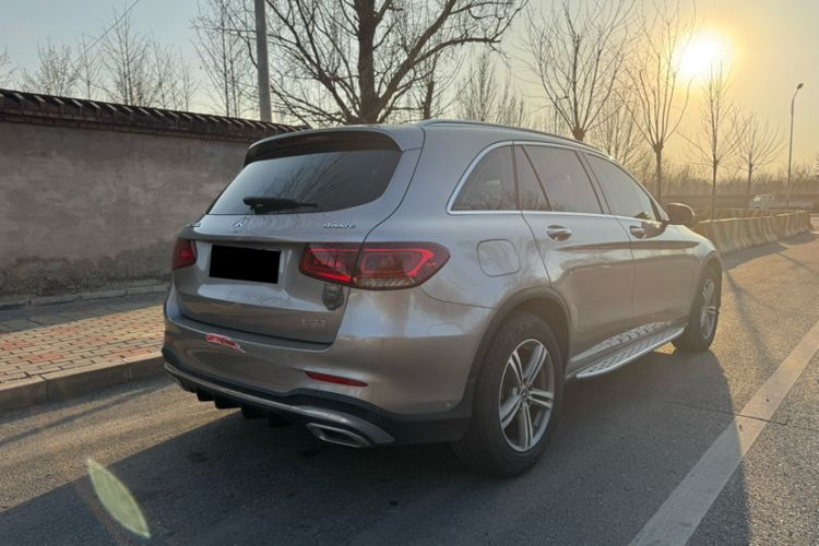 Used Mercedes-Benz GLC 2020 GLC 260 L 4MATIC Luxury Model Exterior 5