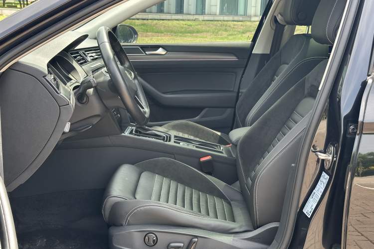 Used Volkswagen Magotan 2020 330TSI DSG Leading Model